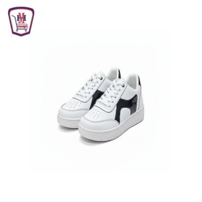 كوتشى حريمى موديل NR 301