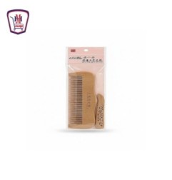 صورة مشط خشبى وسط من موسى - هايبر موسى